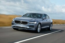 170075_Location_Front_Quarter_Volvo_S90_Mussel_Blue.jpg