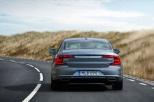 170080_Location_Rear_Volvo_S90_Mussel_Blue.jpg