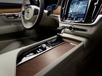 170144_Interior_Tunnel_Console_Volvo_S90.jpg