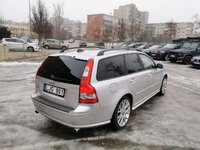 volvo-v50-2-4-l-universal-2006-dizel-3.jpg